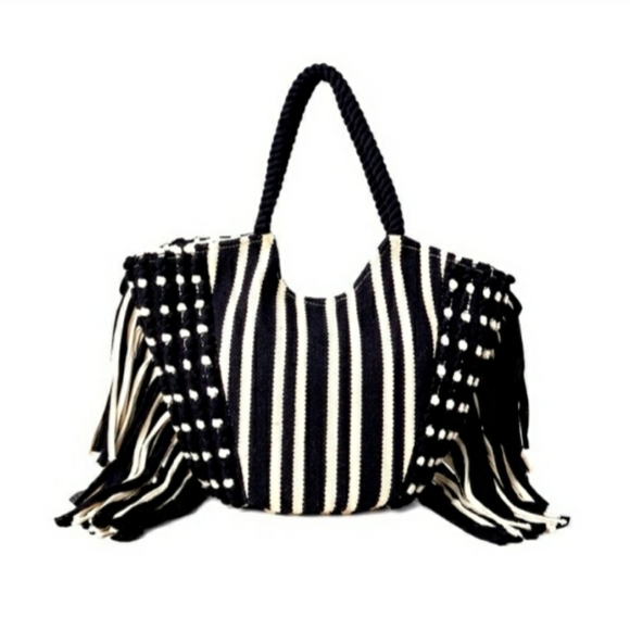 ● Time & True | Fringe Woven Tote Bag - Picture 2 of 11